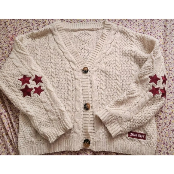 Taylor Swift Sweaters - M/L Authenthic Taylor Swift Red Cardigan